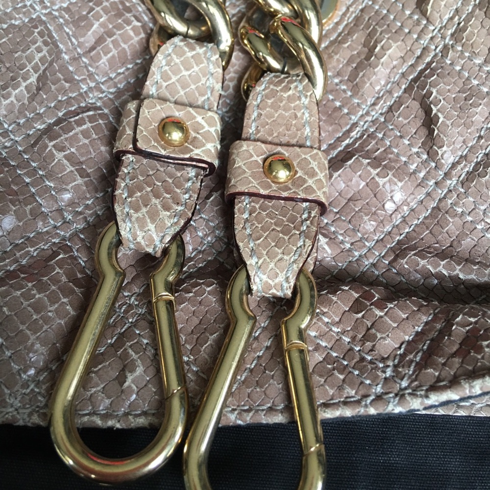 MarcJacobs Python Effect Quilted Stardust Beat Bag - Picture 6 of 8